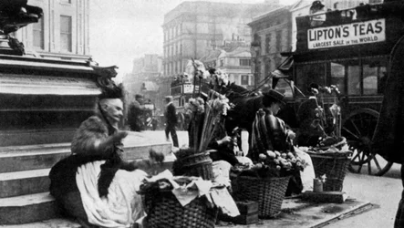 Venditori di fiori a Piccadilly Circus, Londra, 1901