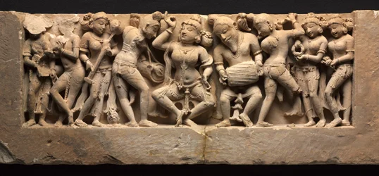 Fregio con danzatrice e musicisti, c. 973