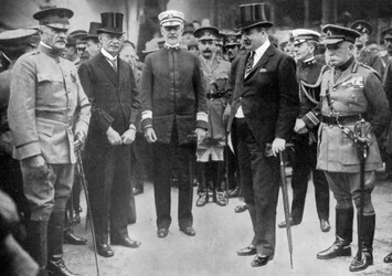 Il generale Pershing arriva a Liverpool, 8 giugno 1917, c1920