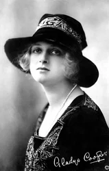 Gladys Cooper 1888-1971, attrice inglese, primi anni del 1900