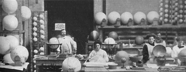 Fabbricazione di Globuli, 1917