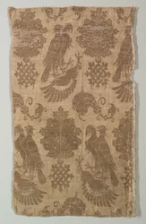 Seta con motivi dorati con falchi e araldica, 1360-1400