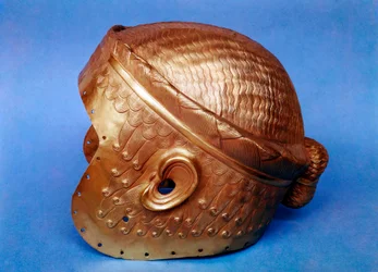 Elmo d’oro dalla Mesopotamia, 2500 a.C.