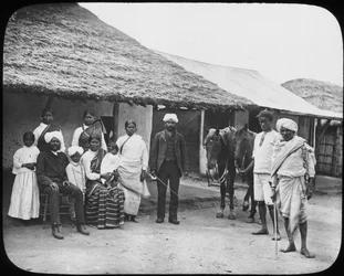 Gruppo di coolies indiani, Sudafrica, c. 1890