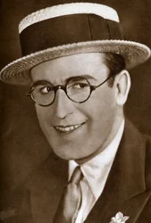 Harold Lloyd, attore e regista americano, 1933