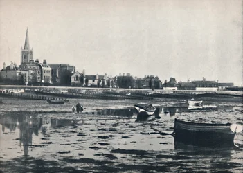 Harwich - La spiaggia con la bassa marea, 1895