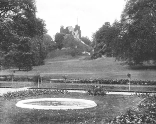 Castello di Hawarden, Flintshire, Galles, 1894