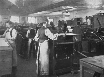Nella sala macchine, 1916