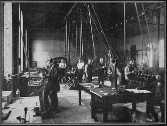 Nel Transvaal - La Zecca di Pretoria prima che fosse presa dai britannici, 1900