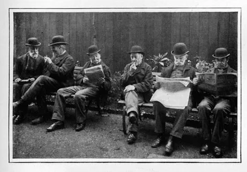 Nel cortile di aerazione, St Marylebone Workhouse, Luxborough Street, Londra, c1901 1903