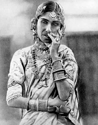 Ragazza nautch indiana, 1936