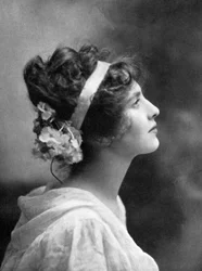 Iris Hoey, attrice britannica, 1908-1909