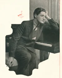 Ivor Novello confessa: Mi ci vuole molto tempo per comporre una partitura, ma a Booths basta poco