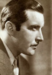 John Boles, attore americano, 1933