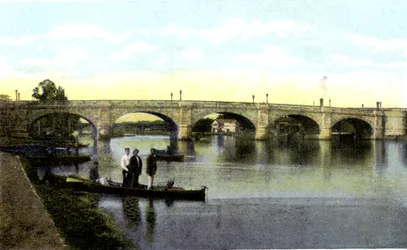 Ponte di Kingston upon Thames, Londra, XX secolo