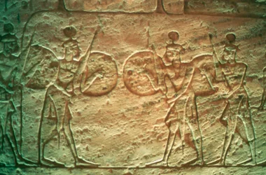 Rilievo in calcare che mostra soldati ittiti, Tempio di Abu Simbel, Egitto, XIV-XIII secolo a.C.