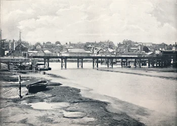 Lymington - Il ponte e la città, dal fiume