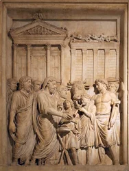 Marco Aurelio e membri della famiglia imperiale offrono sacrifici in segno di gratitudine per il successo contro le tribù germaniche, ca 176-182