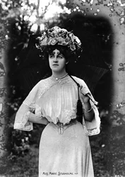 Marie Studholme 1875-1930, attrice inglese, inizio XX secolo