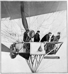 Maurice Berteaux, ministro della guerra, sul dirigibile Lebaudy, 3 novembre 1905