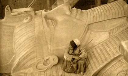 Memphis - Testa della statua di Ramesse II, c1918-c1939