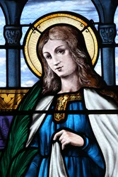 Chiesa di Mezilles. Vetrata. Santa Eliana