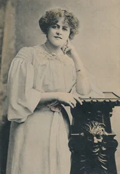Miss Marie Studholme, 1872-1930, c1930