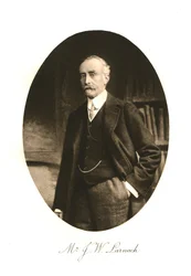 Sig. J.W. Larnach