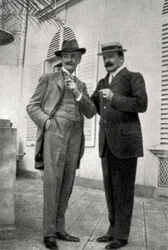 Paul Hervieu e Marcel Prevost, autori e drammaturghi francesi, 1905