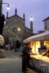 Piazza del Carmine di notte, Milano, Lombardia, Italia