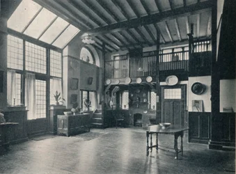 Sala principale di una nuova residenza studio a Lennox Gardens, Kensington, c1911