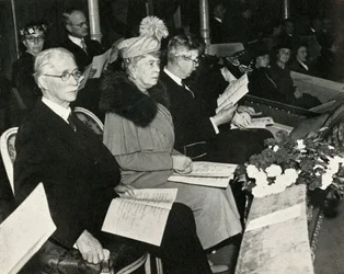La Regina Maria al concerto di ringraziamento per la vittoria, Royal Albert Hall, 1945, 1951