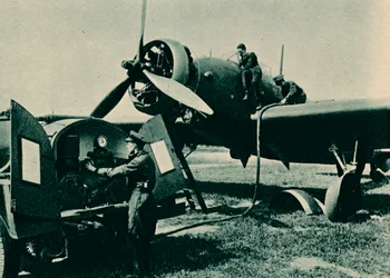 Rifornimento di un bombardiere Wellesley, 1940