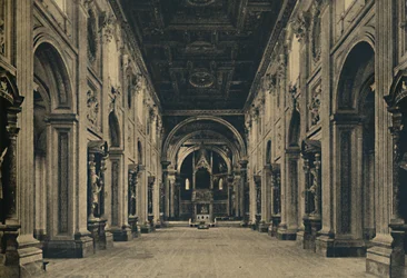 Roma - Navata principale della Basilica di San Giovanni in Laterano Borromini, arch. 1650, 1910