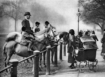 Rotten Row, Hyde Park, Londra, 1926-1927