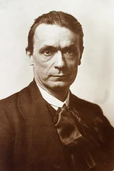 Rudolf Steiner, filosofo austriaco, pensatore sociale ed esoterista, 1916