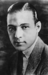 Rudolph Valentino 1895-1926, attore italiano, c1920s