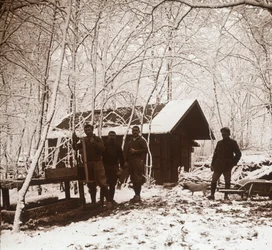 Soldati nella neve, Forêt de la Reine, Francia, c1914-c1918