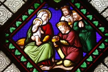 Vetrata nella basilica di Ainay: Magi, Lione, Francia