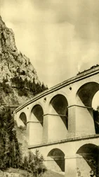 Locomotiva a vapore sulla ferrovia del Semmering, Bassa Austria, c1935