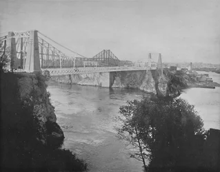 Ponti sospesi e a sbalzo, St. John, New Brunswick, c1897