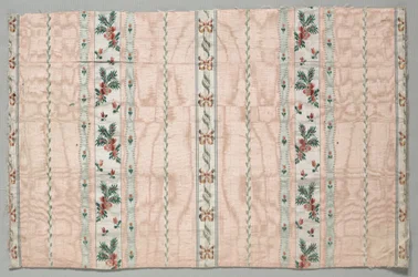 Taffetà, broccato, fine 1700