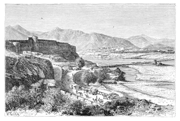 La cittadella di Attock e un ponte di barche sul fiume Indo, Pakistan
