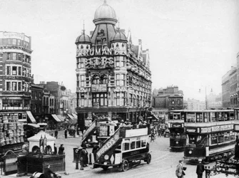 The Elephant and Castle, Londra, 1926-1927