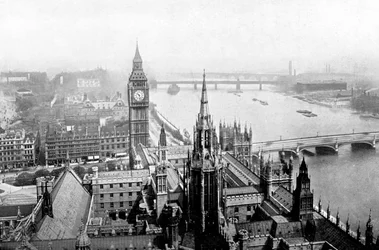 Le Case del Parlamento, viste dalla Victoria Tower, Westminster, Londra, c1905