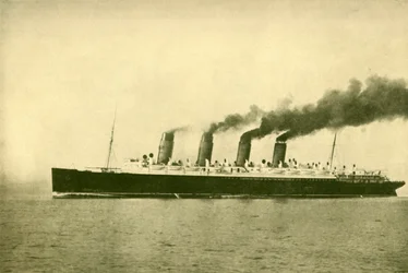 La Mauretania della Cunard Line, 30.696 tonnellate, ca. 1930