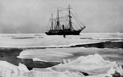 La Nimrod che si fa strada attraverso il pack-ice aperto, c1909, 1928