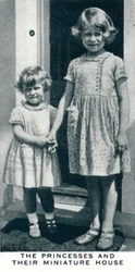 Le principesse e la loro casa in miniatura