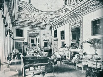Il salone, Avington