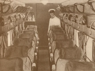 Il salone di un aeroplano Londra-Parigi